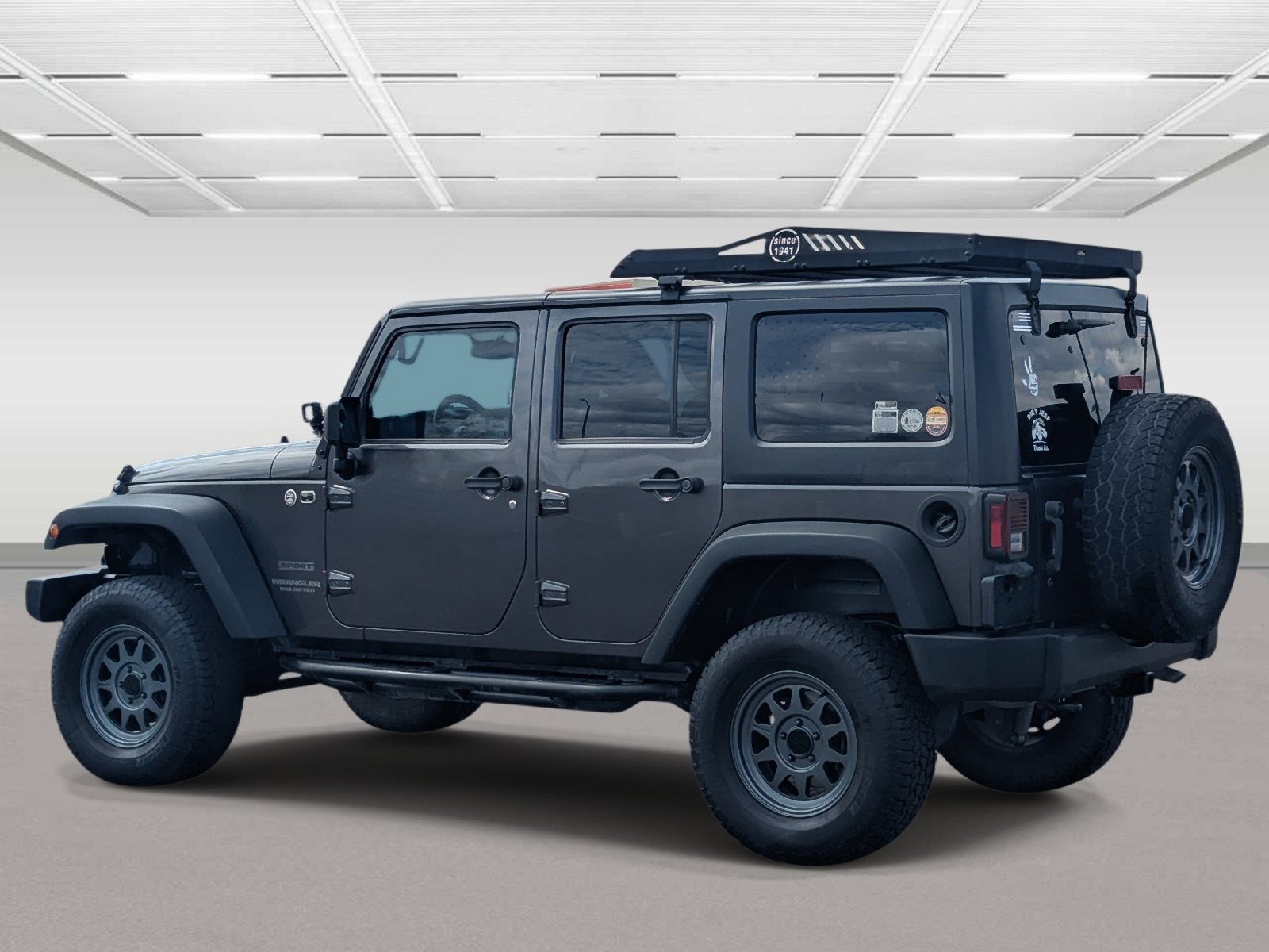 Used 2016 Jeep Wrangler Unlimited Sport w/ Quick Order Package 24S AWD/4WD image 3