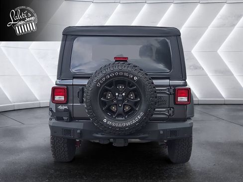 Used 2022 Jeep Wrangler Unlimited Sport AWD/4WD image 5