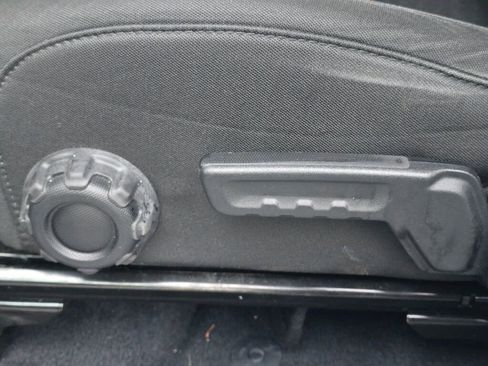 Used 2020 Jeep Wrangler Unlimited Willys image 28