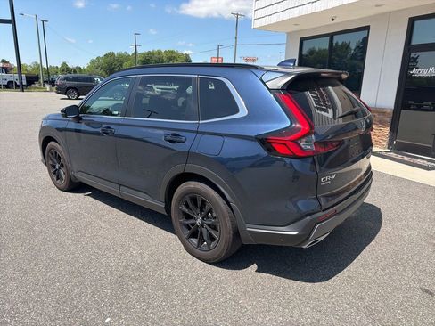 Used 2025 Honda CR-V Sport image 6