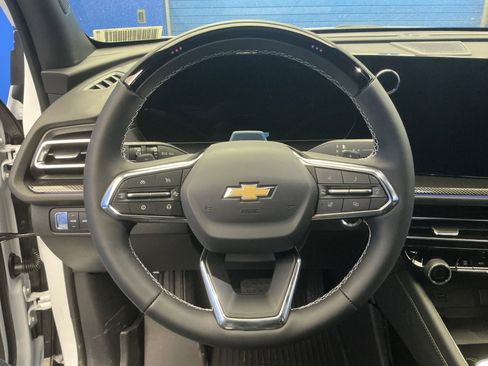 New 2026 Chevrolet Traverse High Country w/ LPO, Floor Liner Package image 16