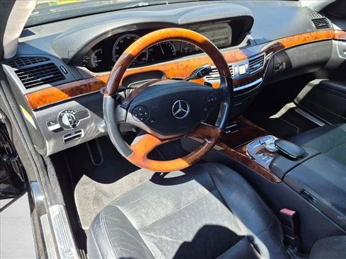 Used 2011 Mercedes-Benz S 550 image 9