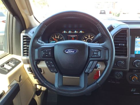 Used 2018 Ford F150 XLT w/ Equipment Group 302A Luxury RWD image 12