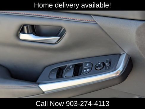 Used 2025 Nissan Sentra SR FWD image 25