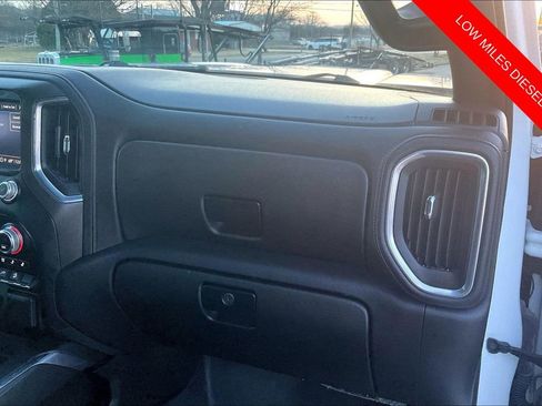 Used 2023 GMC Sierra 2500 AT4 w/ Gooseneck/5TH Wheel Package AWD/4WD image 16
