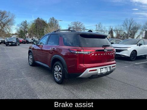 Certified 2022 Nissan Pathfinder SL AWD/4WD image 15
