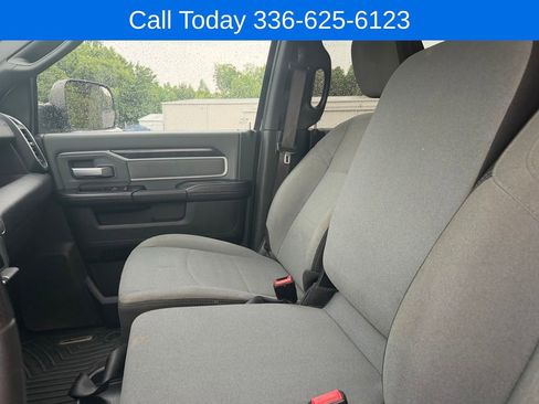 Used 2022 RAM 2500 Big Horn AWD/4WD image 23