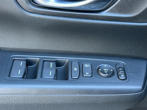 Used 2024 Honda CR-V LX image 12