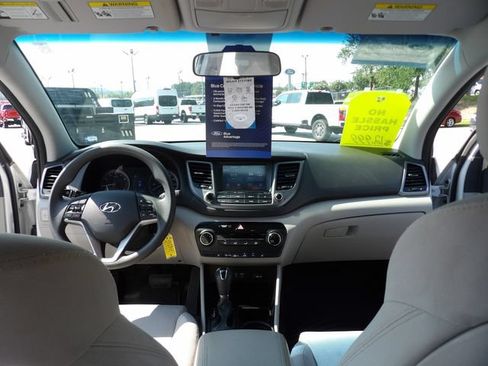 Used 2018 Hyundai Tucson SEL FWD image 14