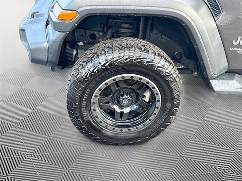 Used 2021 Jeep Wrangler Unlimited Sport image 33
