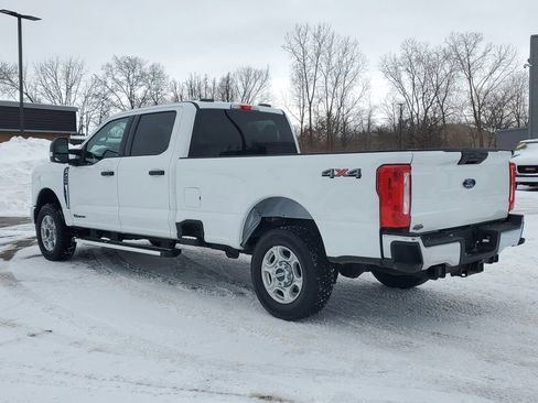 Used 2025 Ford F250 XLT image 4