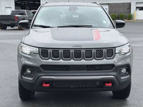 Used 2023 Jeep Compass Trailhawk AWD/4WD image 16
