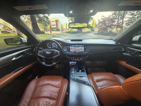 Used 2016 Cadillac CT6 Premium Luxury w/ Comfort Package image 12