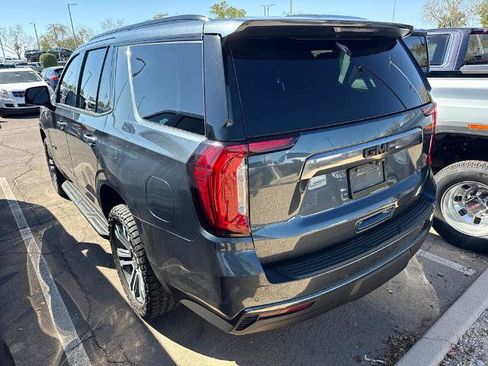 Used 2021 GMC Yukon AT4 w/ Technology Package AWD/4WD image 3