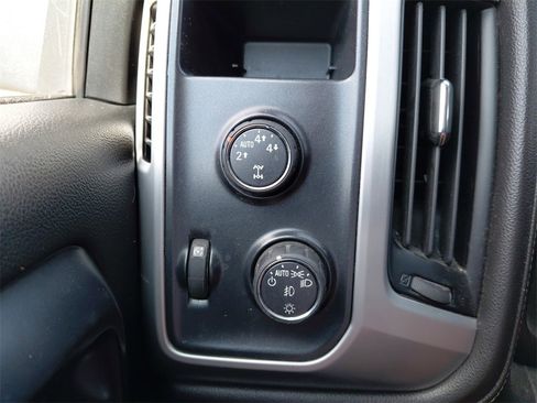 Used 2014 GMC Sierra 1500 SLE w/ SLE Value Package image 31