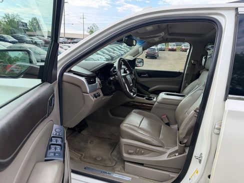 Used 2015 GMC Yukon SLT w/ Open Road Package image 15