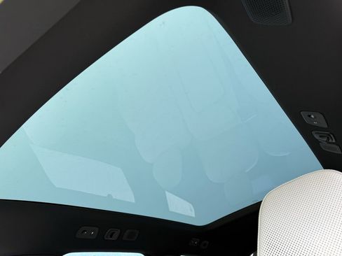 New 2026 Volvo EX90 Ultra image 30