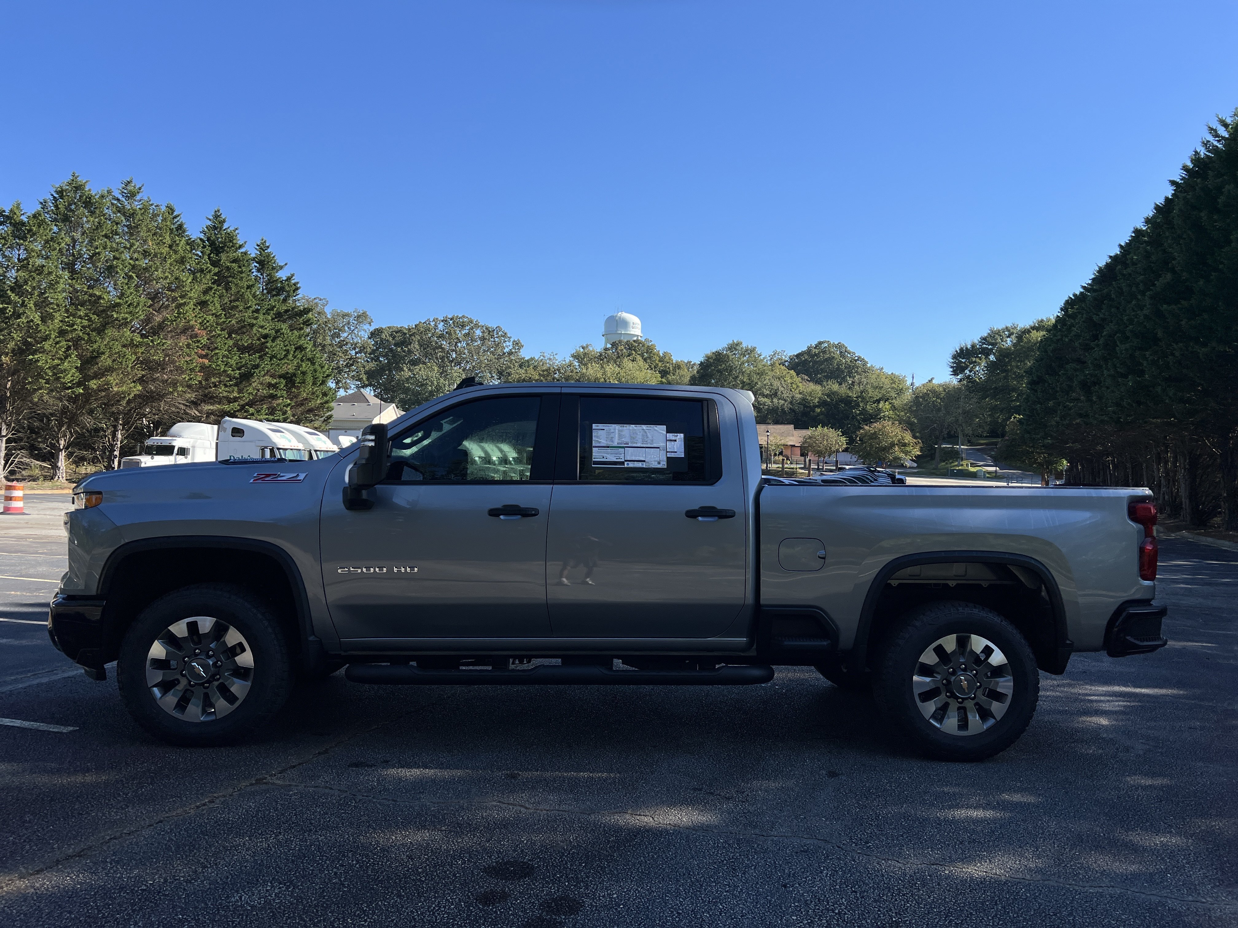 New 2026 Chevrolet Silverado 2500 Custom w/ Custom Value Package AWD/4WD image 6