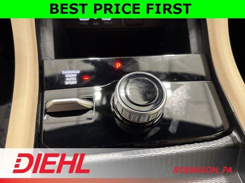 New 2025 Jeep Grand Cherokee Limited w/ Black Appearance Package image 33