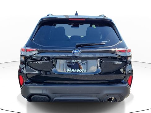 Used 2025 Subaru Forester Touring AWD/4WD image 5