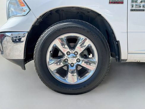 Used 2019 RAM 1500 Big Horn AWD/4WD image 29