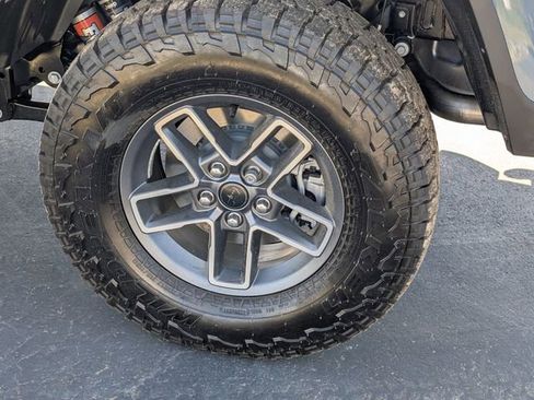 New 2026 Jeep Gladiator Mojave AWD/4WD image 8