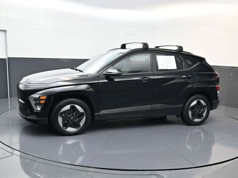 Certified 2024 Hyundai Kona SEL FWD image 7