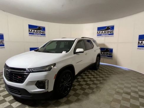 Used 2023 Chevrolet Traverse RS AWD/4WD image 6