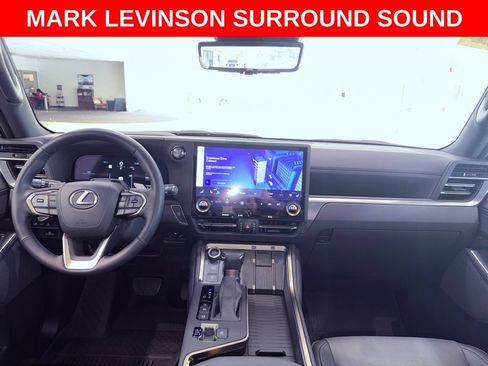 Used 2024 Lexus GX 550 w/ Accessory Package (Z1) AWD/4WD image 13