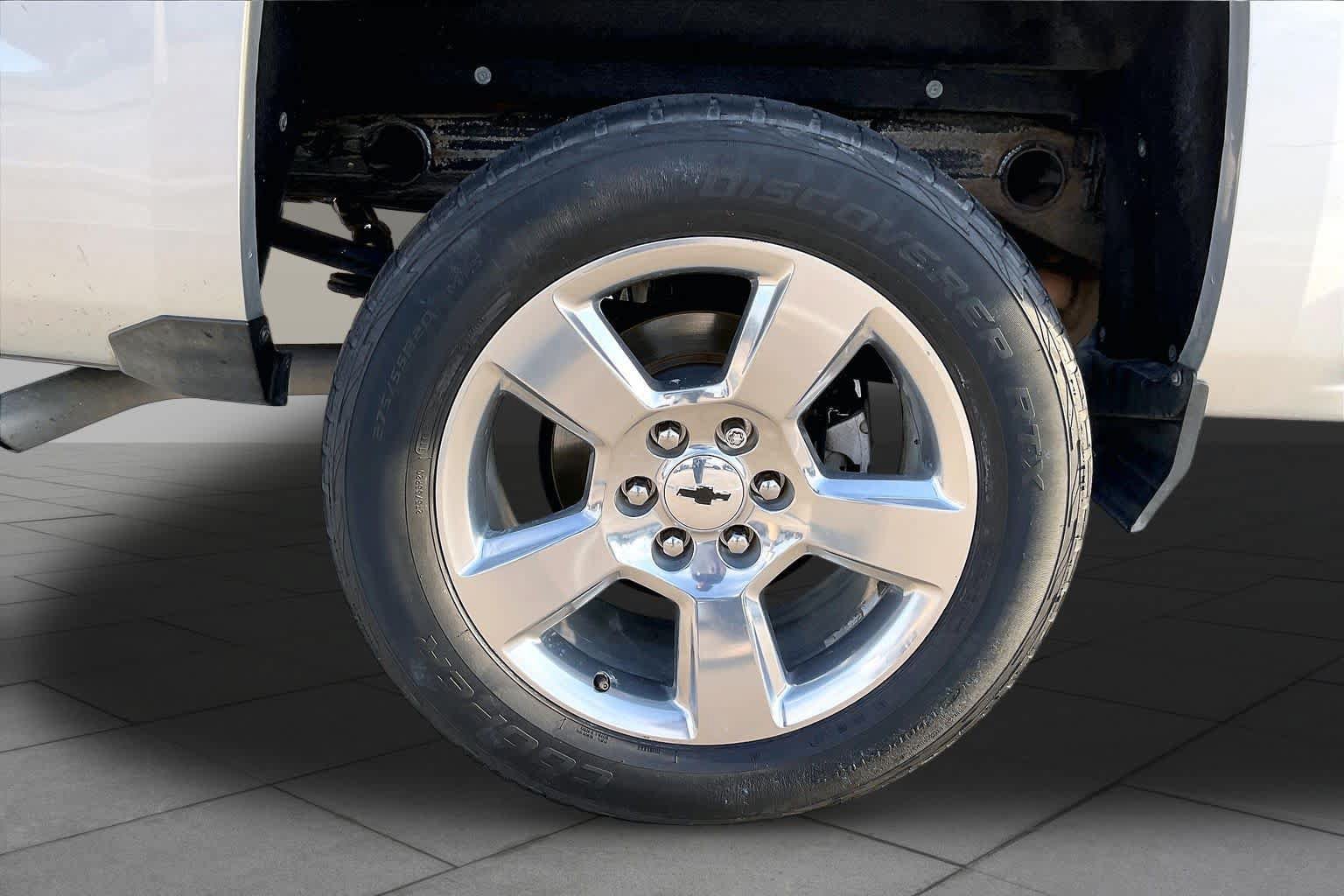 Used 2018 Chevrolet Silverado 1500 LT w/ Texas Edition RWD image 10