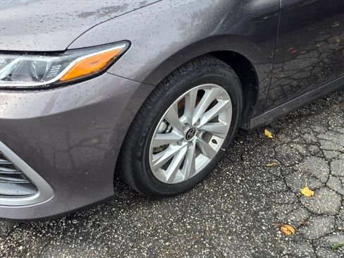 Used 2024 Toyota Camry LE w/ Convenience Package FWD image 19