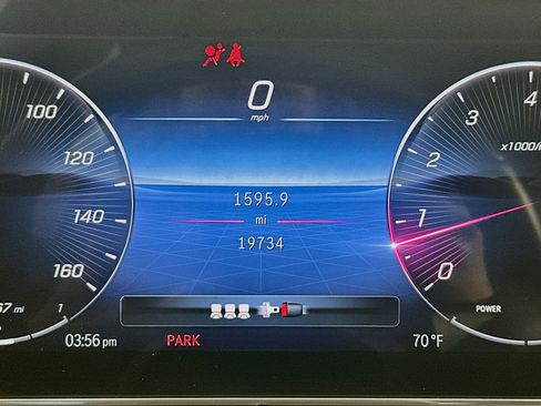 Used 2024 Mercedes-Benz C 300 Sedan image 19