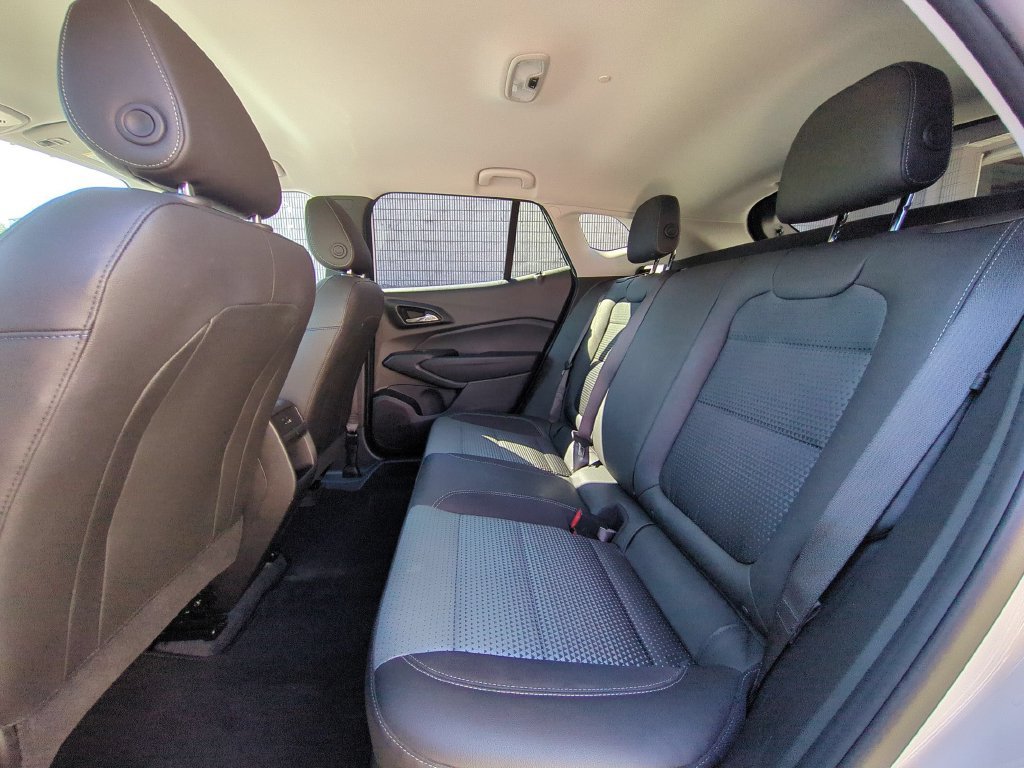 Used 2026 Chevrolet Trax LT FWD image 27
