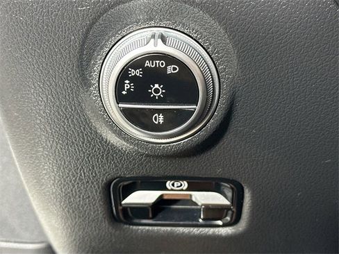 Used 2023 Mercedes-Benz C 300 4MATIC Sedan w/ AMG Line w/ Night Package image 21