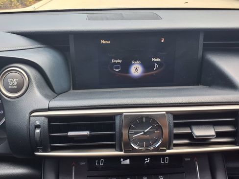 Used 2018 Lexus IS 300 w/ Premium Package RWD image 26