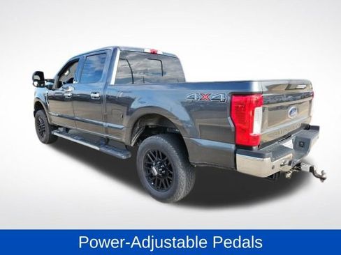 Used 2019 Ford F350 XLT w/ XLT Premium Package image 6