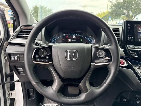 Certified 2024 Honda Odyssey Touring image 29