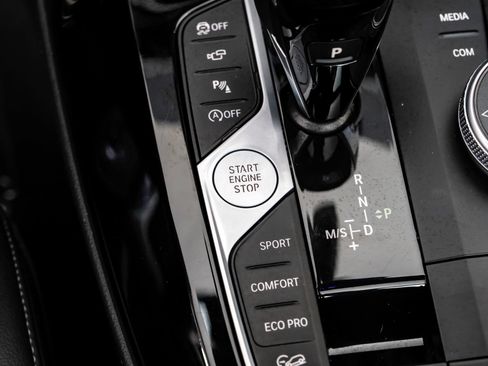 Used 2024 BMW X4 xDrive30i image 25