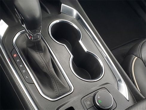 Certified 2023 Chevrolet Traverse Premier image 28