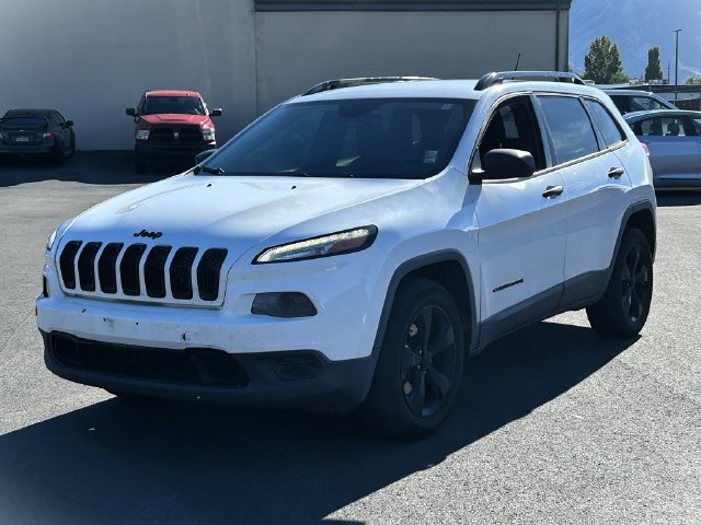 Used 2016 Jeep Cherokee Sport FWD image 7
