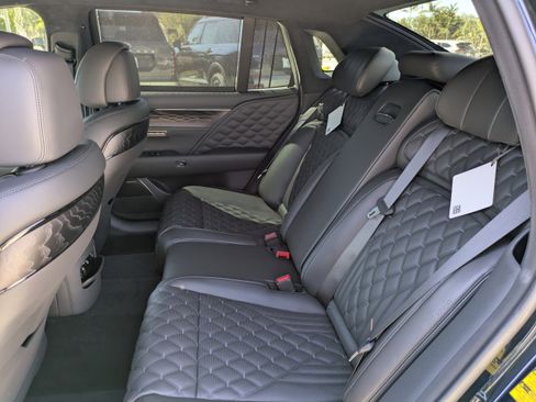 New 2026 Genesis G90 3.5T Prestige image 14