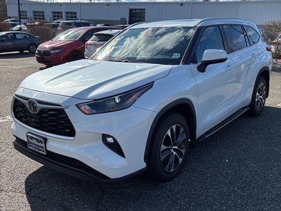 Used 2022 Toyota Highlander XLE