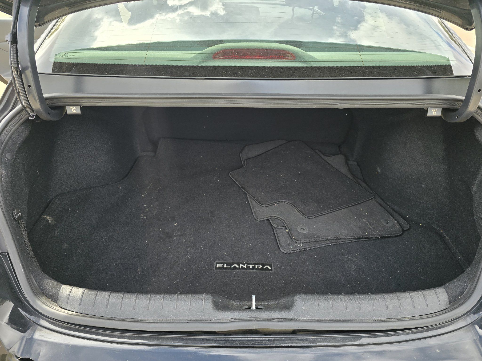 Used 2023 Hyundai Elantra SEL w/ Convenience Package FWD image 30