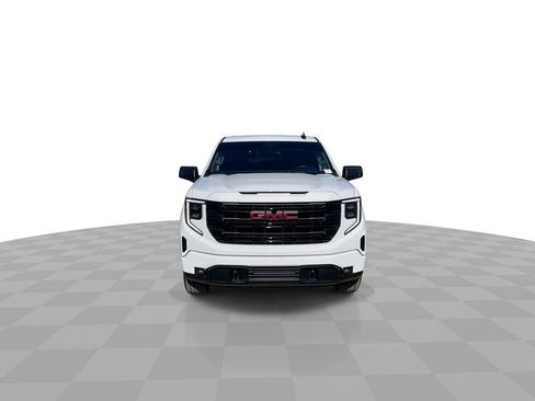 Used 2025 GMC Sierra 1500 Elevation image 3