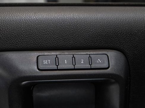 Used 2019 GMC Sierra 3500 SLT w/ Duramax Plus Package AWD/4WD image 37