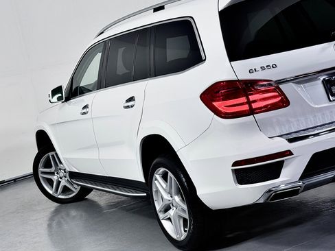 Used 2014 Mercedes-Benz GL 550 4MATIC image 13