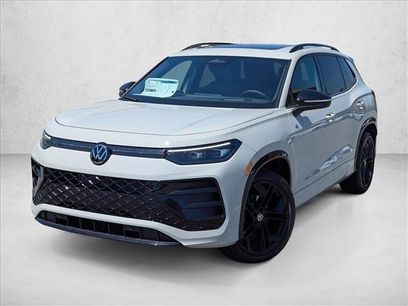 New 2026 Volkswagen Tiguan SE R-Line