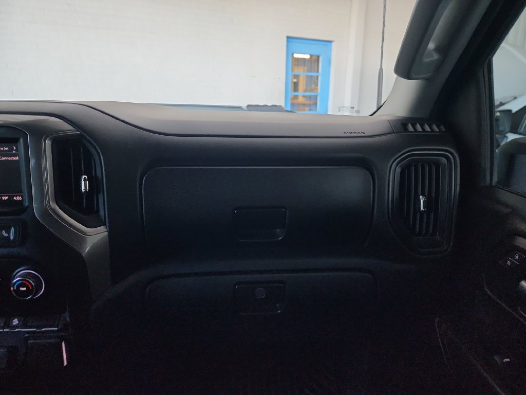 Used 2026 Chevrolet Silverado 2500 Custom w/ Custom Convenience Package AWD/4WD image 33