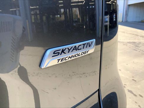 Used 2017 MAZDA CX-9 Signature image 9