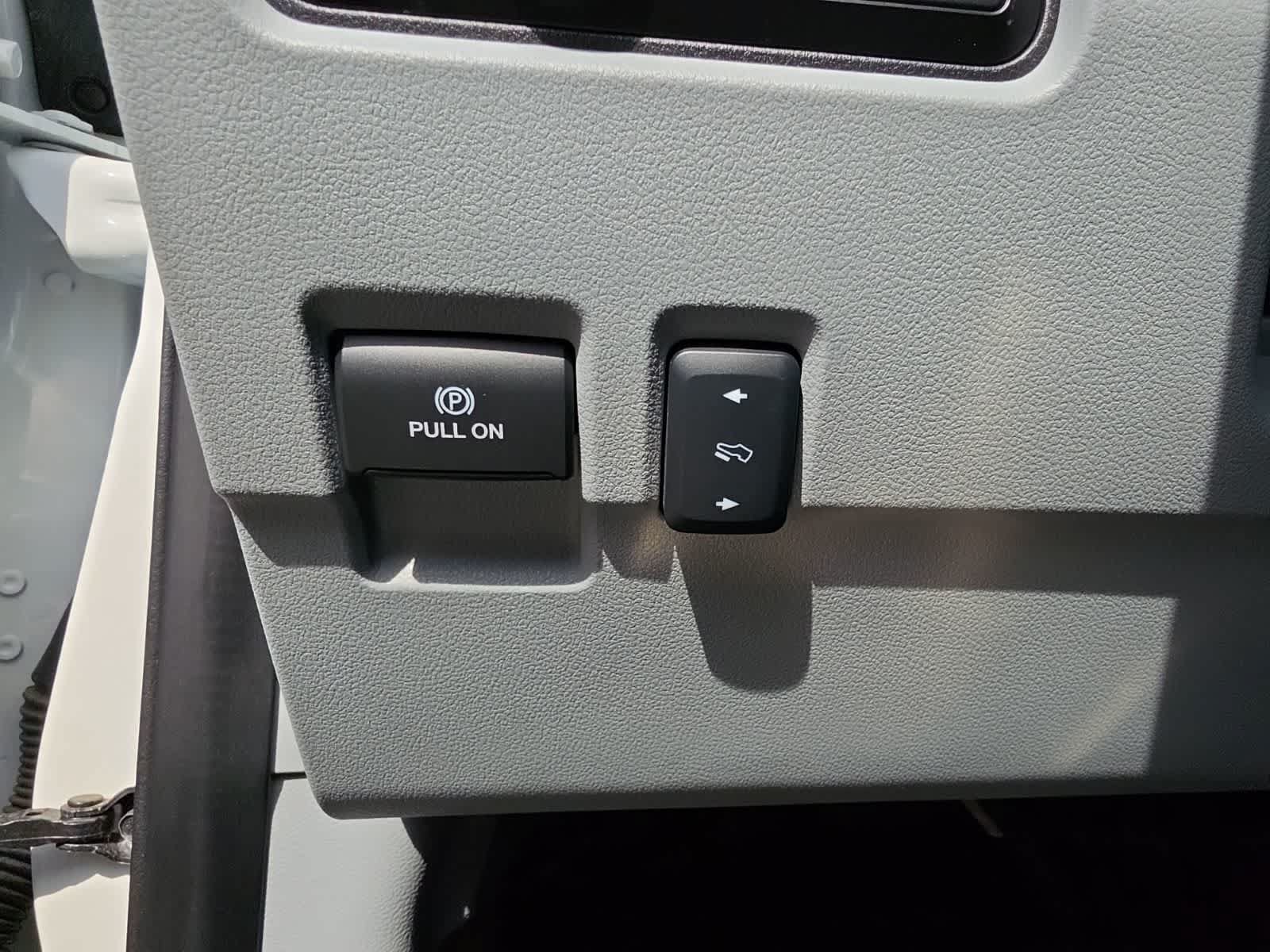 Used 2023 Ford F250 Limited w/ FX4 Off-Road Package AWD/4WD image 25